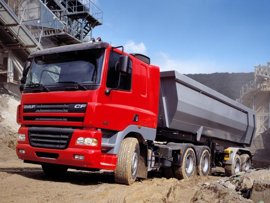  DAF CF85 6x4 FTT Sleeper Cab 2001 года  (фото 2 из 4)